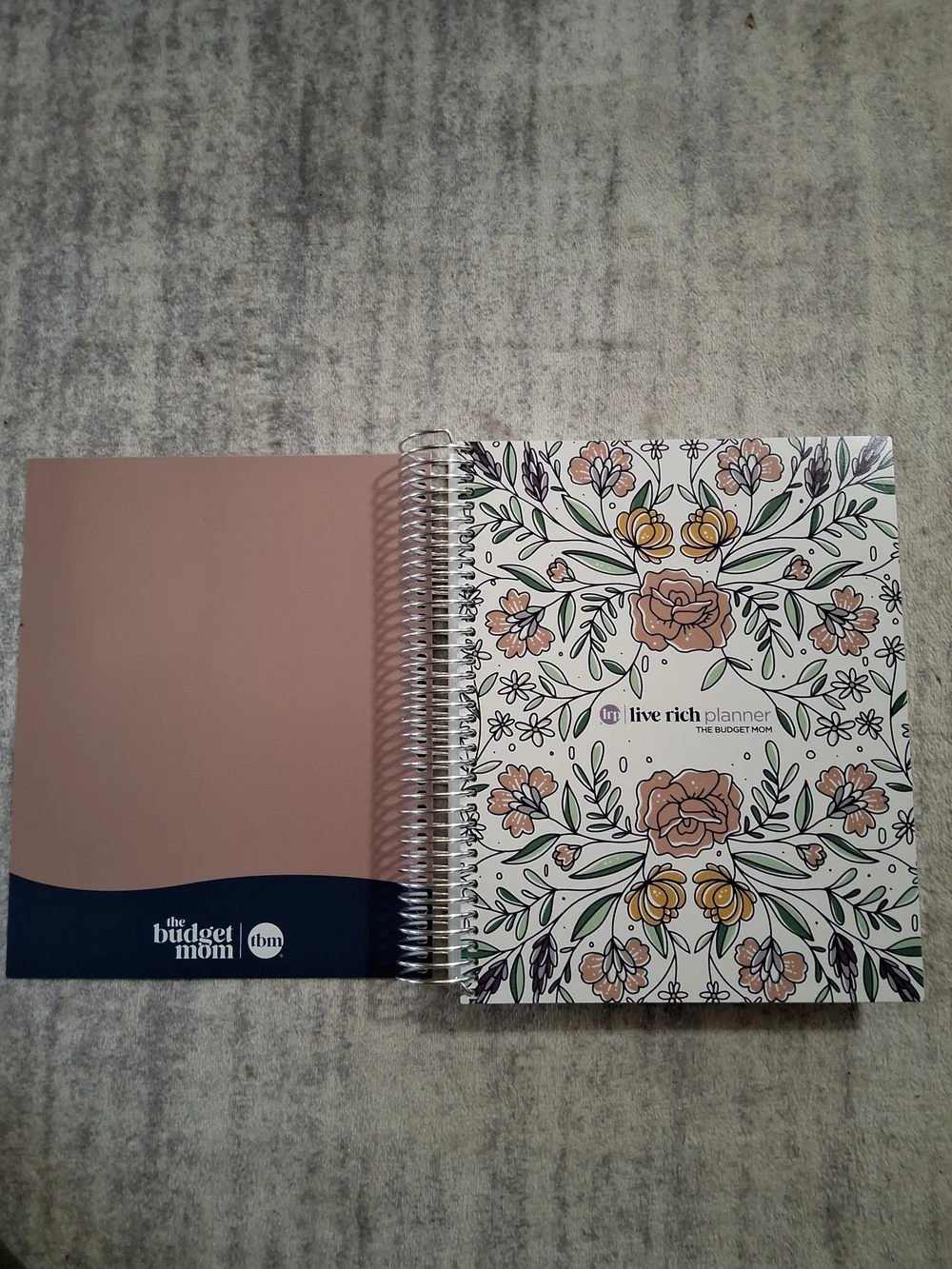 FULL SIZE  Live Rich Planner - Happy Floral UNDATED The Budget Mom NWT